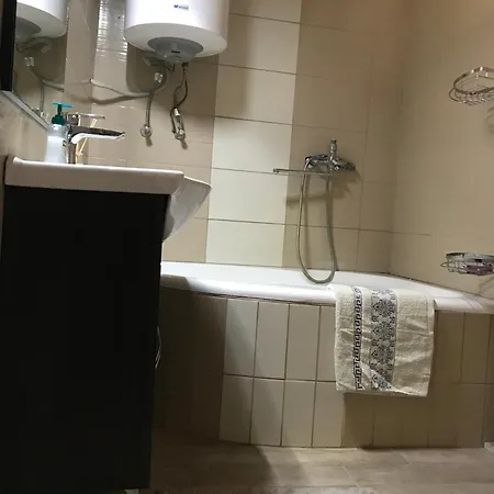 Vip Maganszallas Villa *