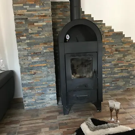 Vip Maganszallas Vilă Csapi