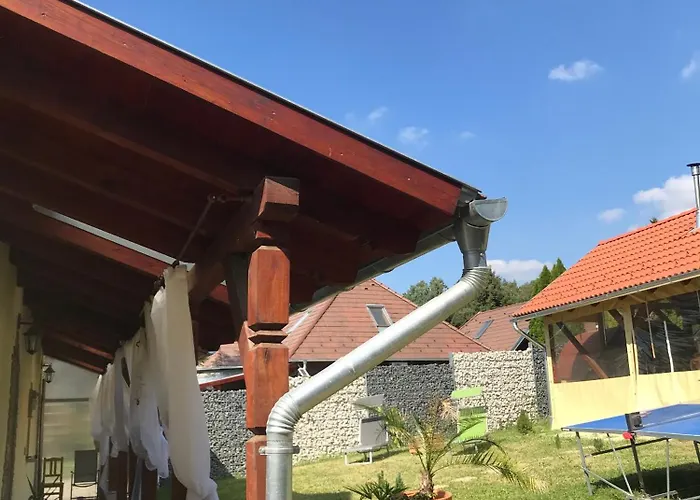 Vip Maganszallas Βίλα Csapi